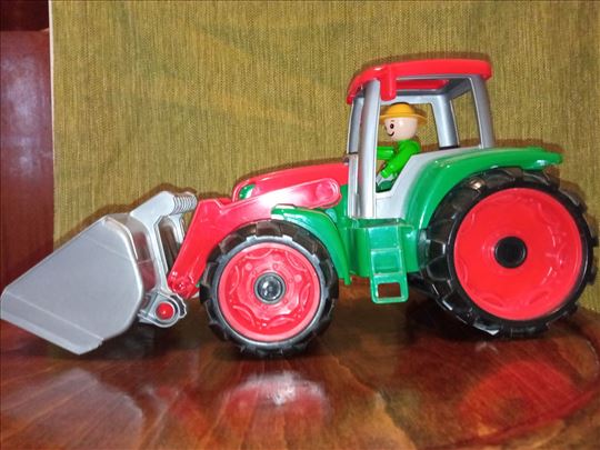 Igračke traktor