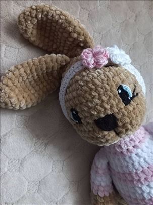 Heklani plišani zeka, amigurumi 