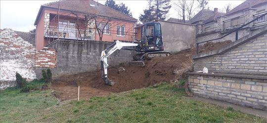 Radovi sa mini bagerom i kombinirkom