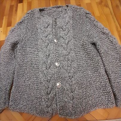 Ručno rađen ženski džemper xl