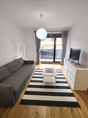 Nov, Zvezdara, 2 sobe, terasa, garaža, namešten