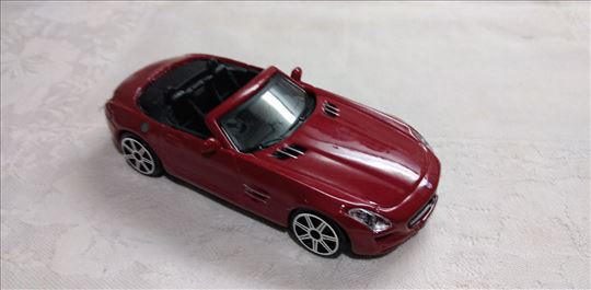 Burago Mercedes SLS AMG Roadster, 1:43 nov bez kut