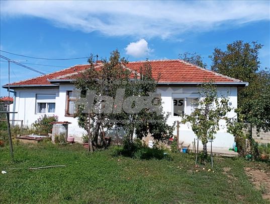 Kuća i celo imanje na prodaju, Vranje, D. Vrtogoš