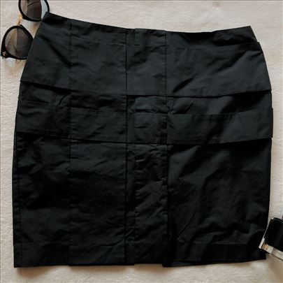 Hugo Boss crna suknja 42 ili S kao nova