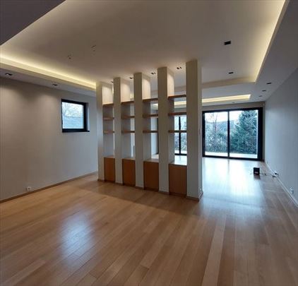 Lux stan,dve garaže, teretana i spa centar,ID 7765