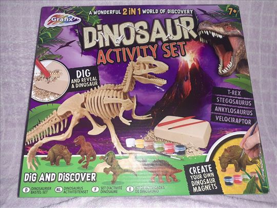 Dinosaurus activity set NOVO odlicno