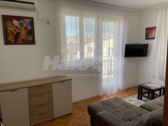 Izdavanje Karaburma