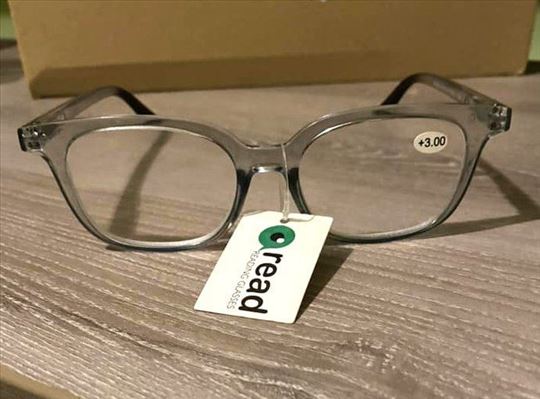Naočare za čitanje nove (+3 dioptrija) i futrola