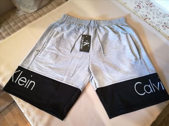 Nove muške pamučne bermude Calvin Klein sive 2XL
