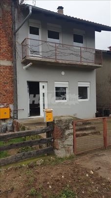 Velika Plana kuca/stan za izdavanje 90m2 + 45m2.