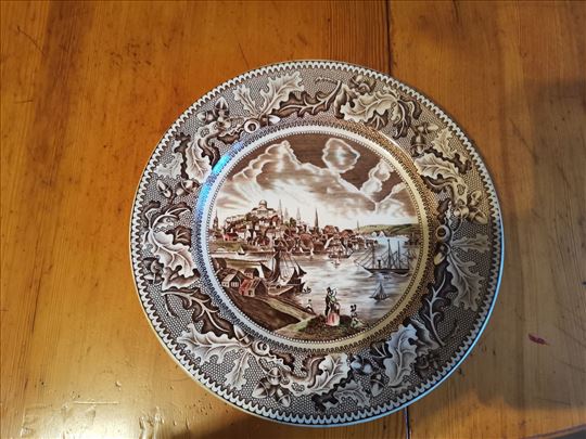 Stari porcelanski tanjir ručno oslikan i ručno obo