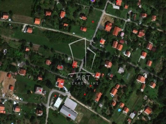 Barajevo, Trebež- Izvorska,plac 32 ara, građevinsk