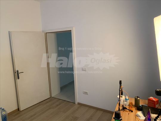 Prostor/ stan kod Hrama svetog Save