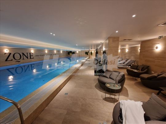 Stan u zgradi sa bezenom 35m kneza milosa rezident