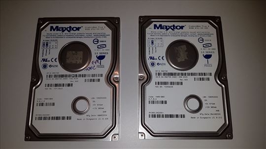 4 razna 3.5 hard diska velicina od po 80gb na pata