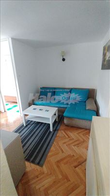 Fontana NBgd, namesten, vlasnik