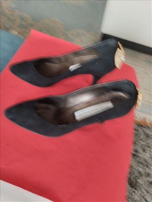 Crne antilop italijanske cipele sa ukrasnom snalom