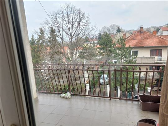 Izdajem stanove u Beogradu