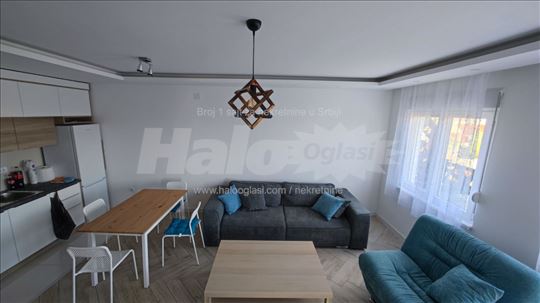 Nov Stan centar Panceva / New apartment - city cen
