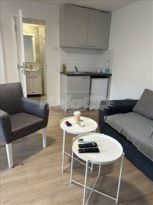 Garsonjera Zemun 25m2 Gornji grad