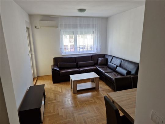 Blok 72, novogradnja, odličan, ID 4213