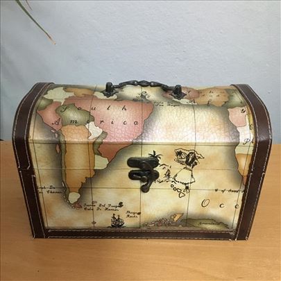 Drvena kutija sa mapom
