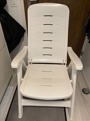 Bastenska stolica, br.1 plasticna, uvoz Svajcarska