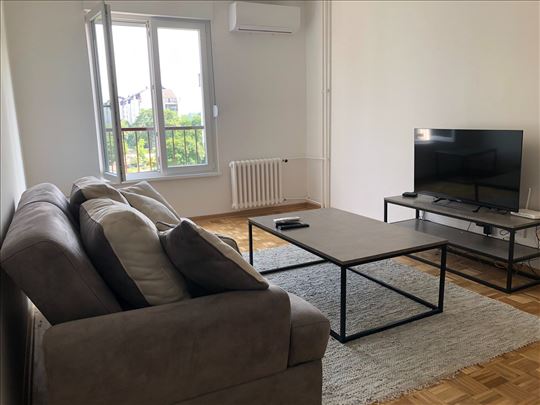 Blok 44, renoviran, komforan, ID 20529