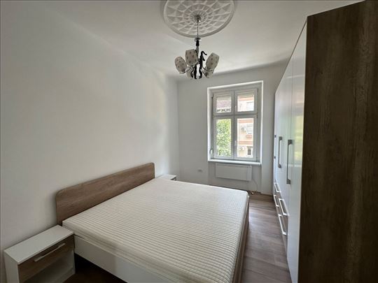 Lux 3.0 stan u blizini TC Galerija, 76 m2