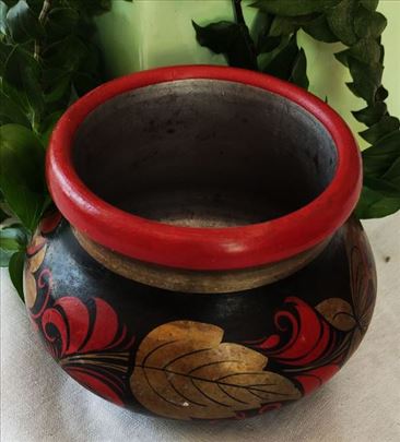 Rucno oslikana drvena vaza 