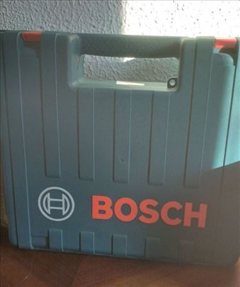 Bosch GBH 240 elektro-pneumatski čekić