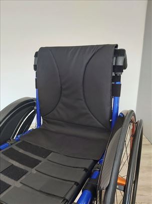 Naslon za lakoaktivna  invalidska kolica