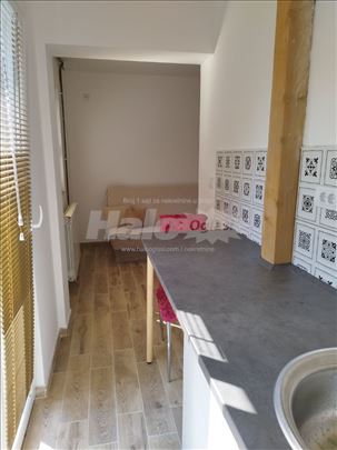 Izdajem novu garsonjeru 