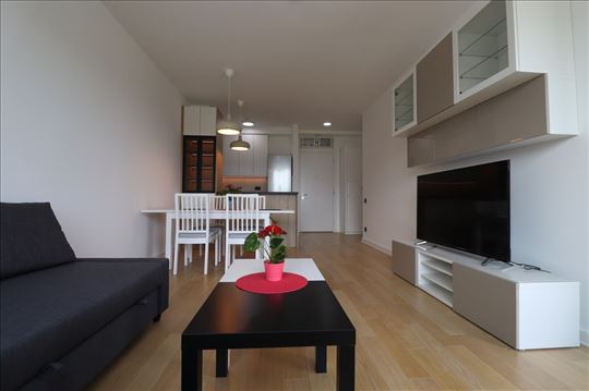 A blok, lux, novogradnja, garaža, ID 14361
