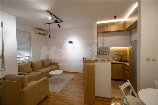 38m2 Zvezdara, Djeram pijaca, Bulbulder, renoviran