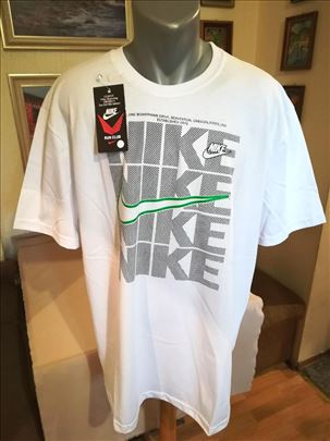 Nova muska pamucna markirana majica Nike Bela 2XL