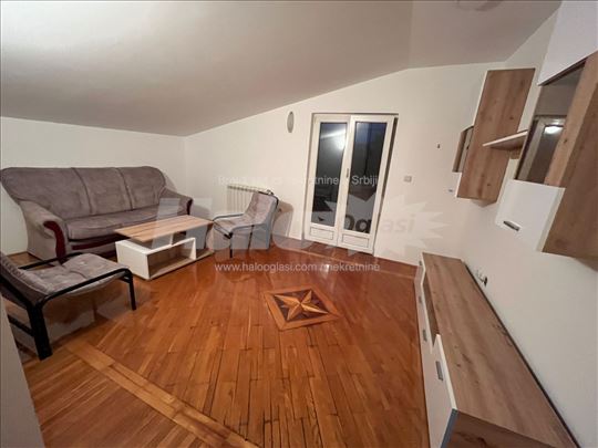 Izdajem stan u Zelezniku