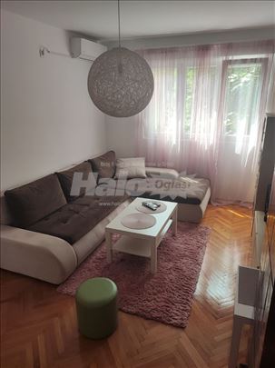 Karaburma, Danteova ulica