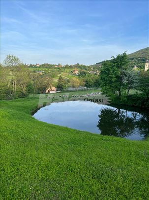 Kosmaj, najlepši plac sa jezerom