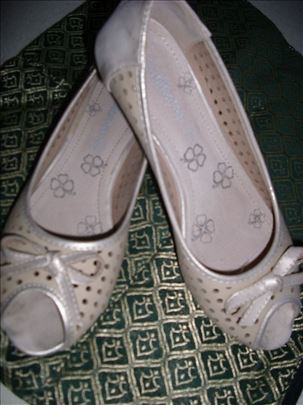 Cipele Differente vel 38