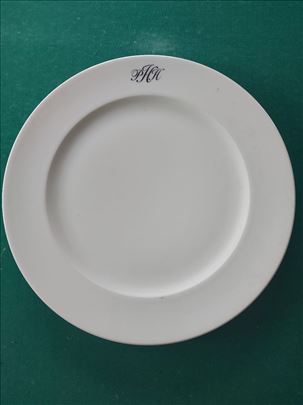 Prelep veliki tanjir od Rosenthal porcelana 