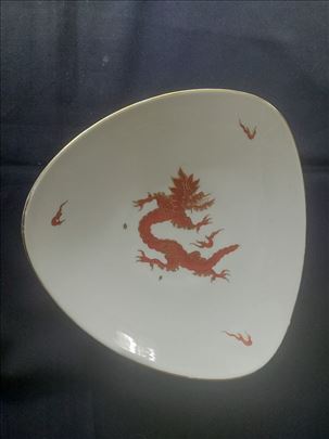 Weimar porcelan činija – motiv Red dragon 