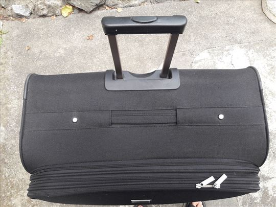 kofer jambo u crnoj boji