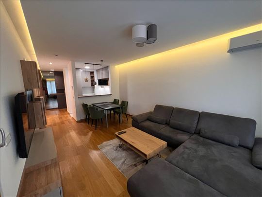 Exing Home 65, lux, novogradnja, garaža, ID 20816