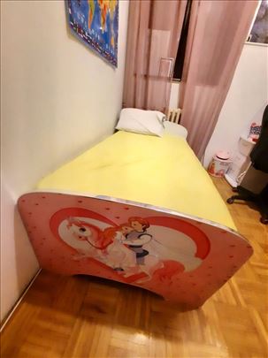 Dečiji krevet za devojcice 