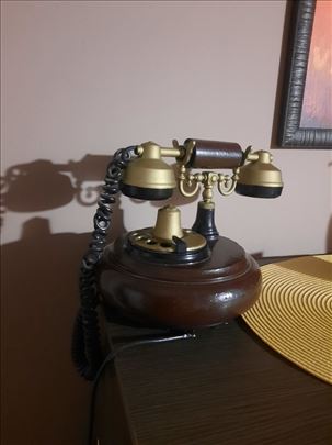 Starinski vintage  telefon 