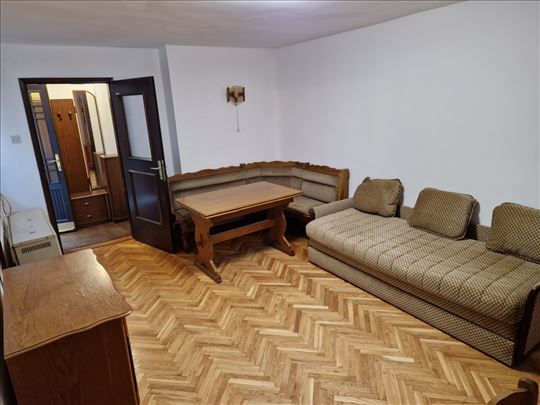 Jednoiposoban na Zvezdari - povoljno