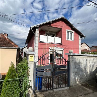 Prodaje se kuća u Ljubiću, Živana Bogićevića