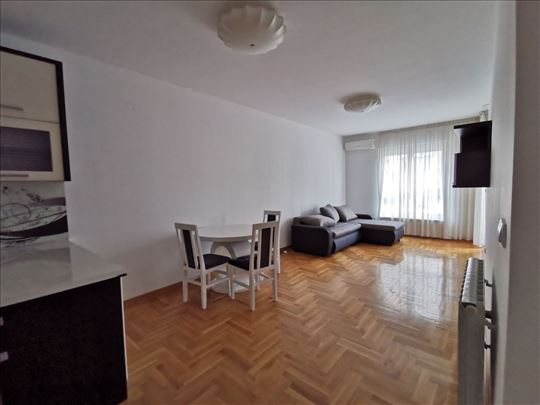 Lion, novogradnja, odličan, ID 16505