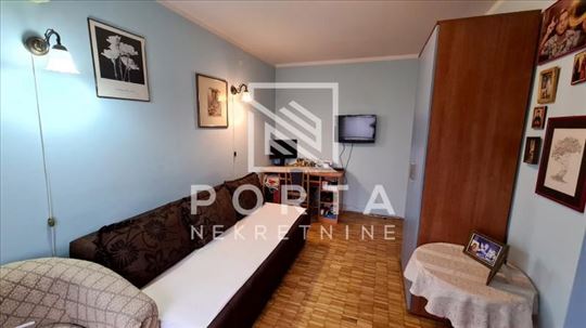 Novi Beograd,Dr Ivana Ribara,74 m2,odličan ID#1354
